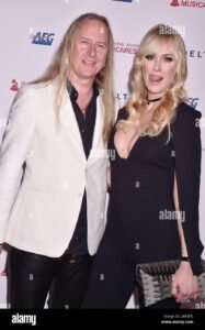 Jerry Cantrell Wife: Unveiling the Woman Behind the Rock Legend - WifeInfo